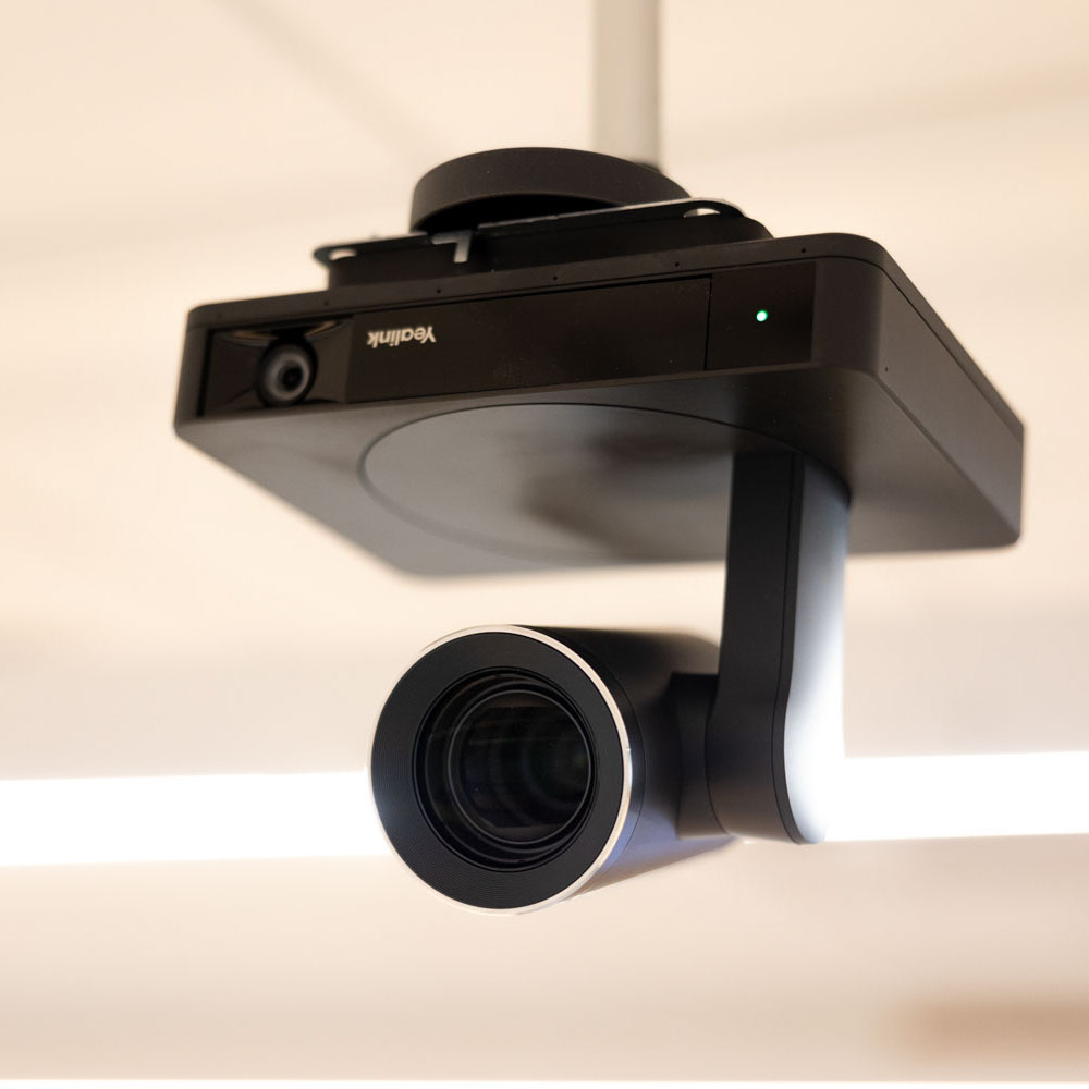 Project Cowork projector